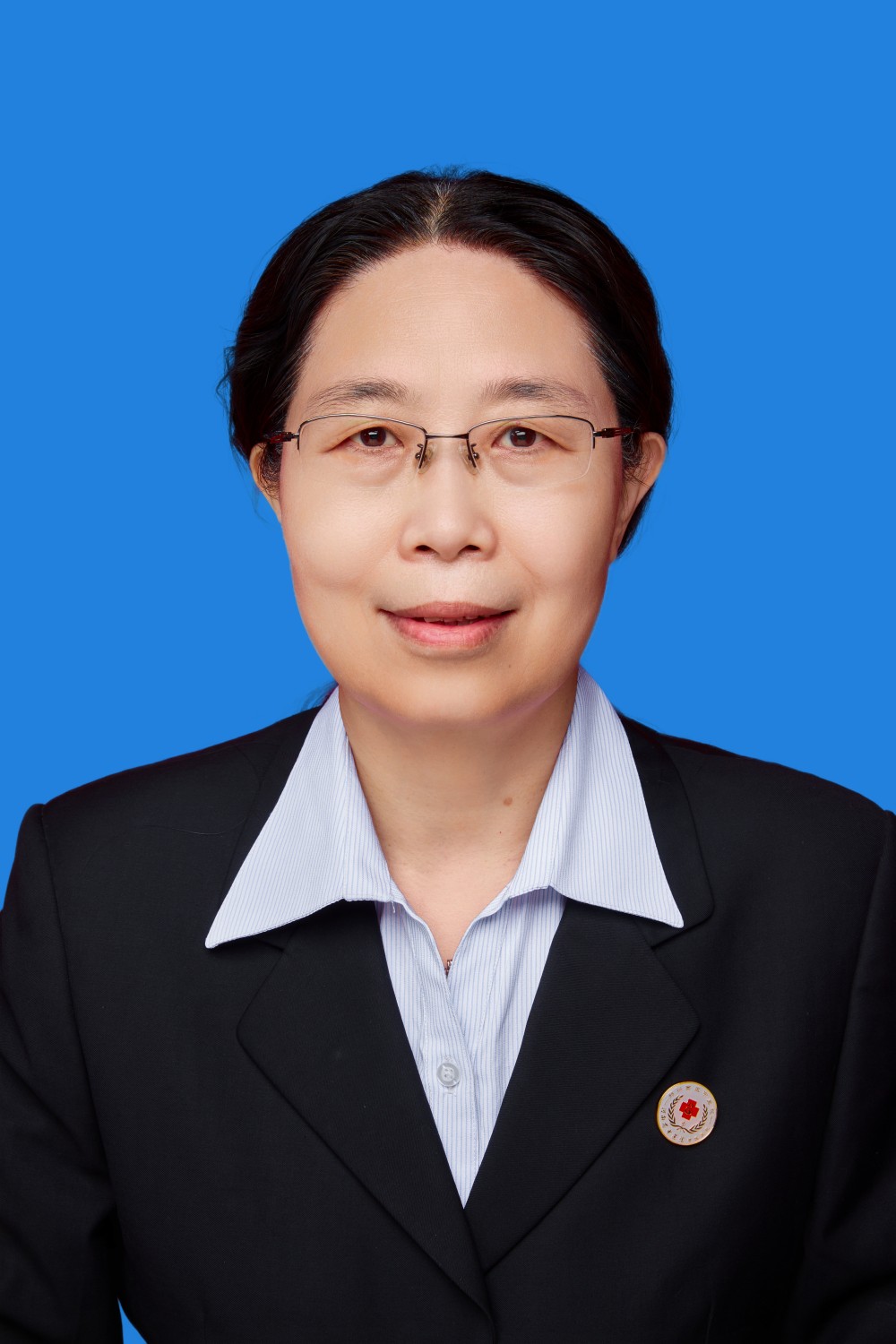 韓麗婷-副院長、副主任醫(yī)師、中共黨員